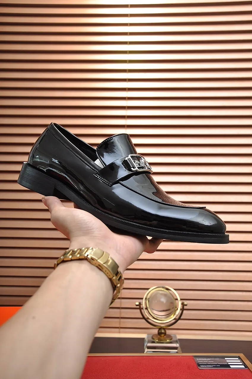 Men's shoes💰480💶[HERMES] (sheepskin lining)🍀Italian top luxury🍀He does not pursue novel styles and gorgeous colors, but attracts the favor of successful men with his flawless, elegant and classic style! This very, very comfortable, simple and stable style makes it easy to match any style! The pattern is absolutely 1:1 refined from the original case, and we strive for excellence in materials, imported cowhide + cowhide lining💪💪💪extraordinary texture👍! .Black brown code number: 38 to 45 (45 customized)